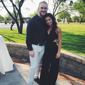 Meet your Posher, Garrison